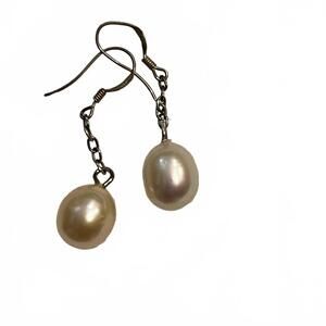 Elegant Pearl Drop Earrings with Chain Link